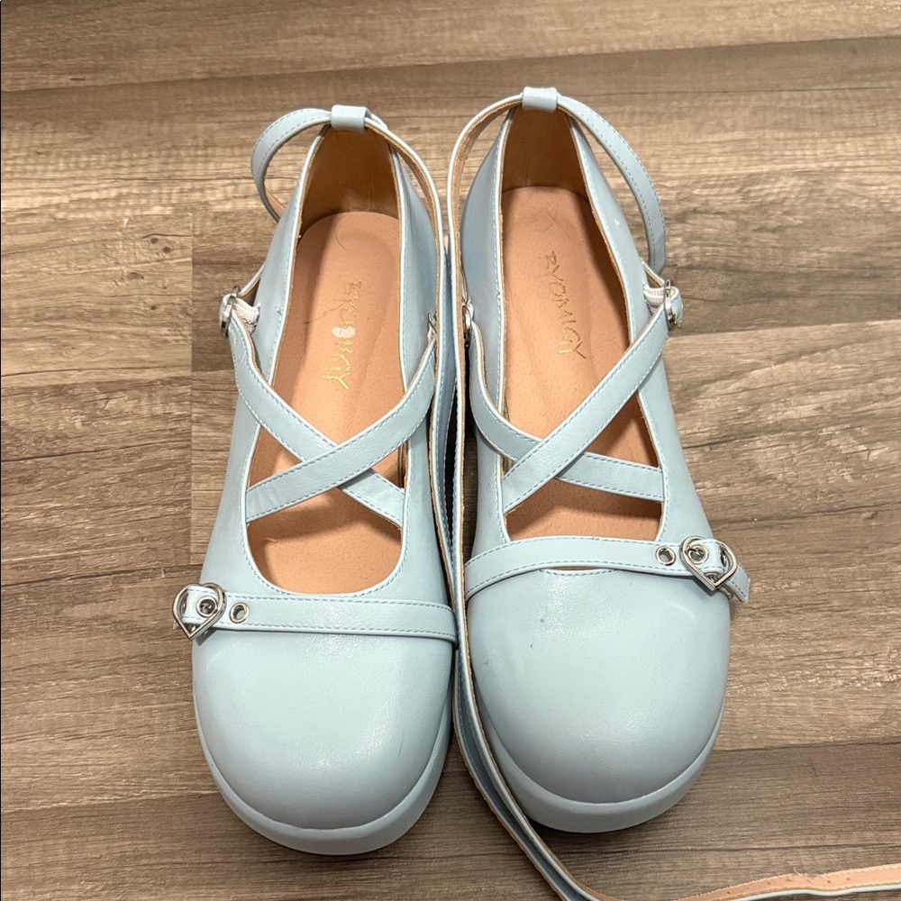 Women's Sz 10 Light Blue strappy Platform Shoes - Picture 2 of 5